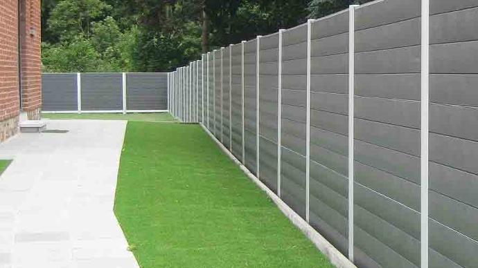 palissades-planches-a-emboiter